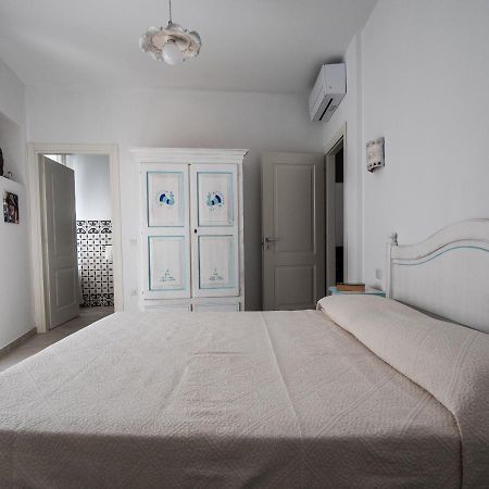 Affittacamere Solki SantʼAntìoco Buitenkant foto